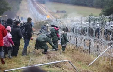 Petani Polandia Protes di Perbatasan dengan Ukraina
